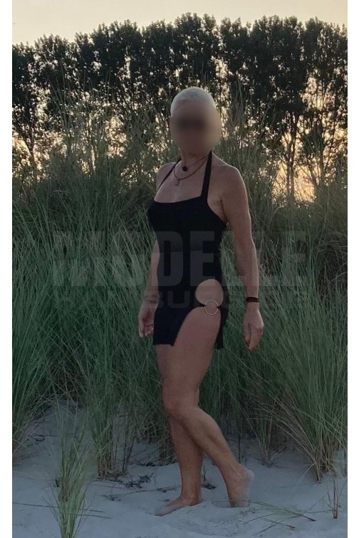 Ananda, 48, 165cm, 57kg, 75 B