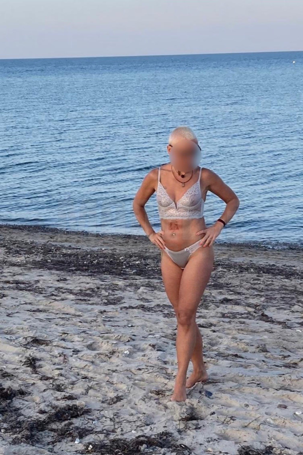 Ananda, 48, 165cm, 57kg, 75 B