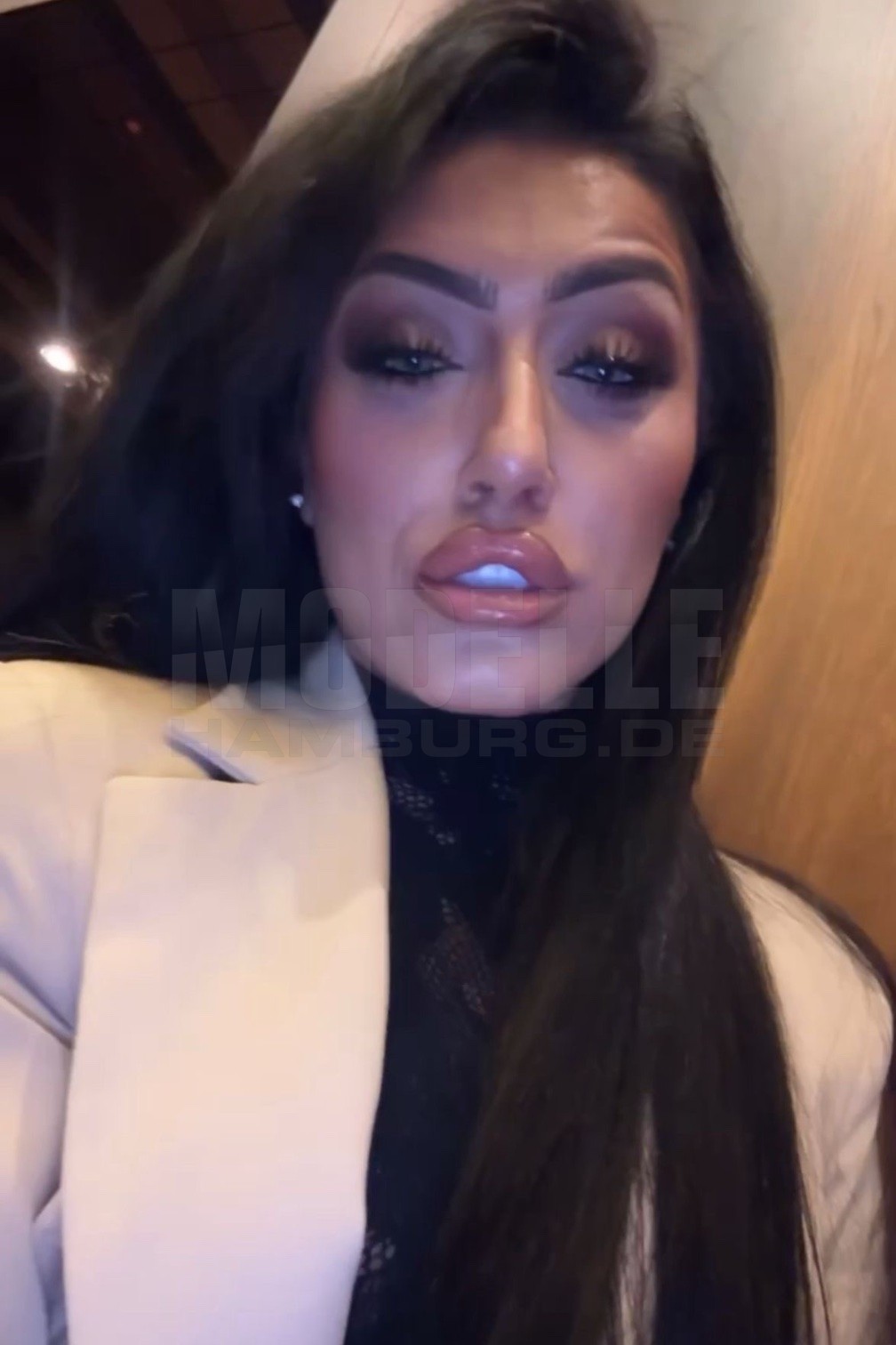 JINY - JAMILA, VOLLBLUT, 25, 154cm, 45kg, 75 B