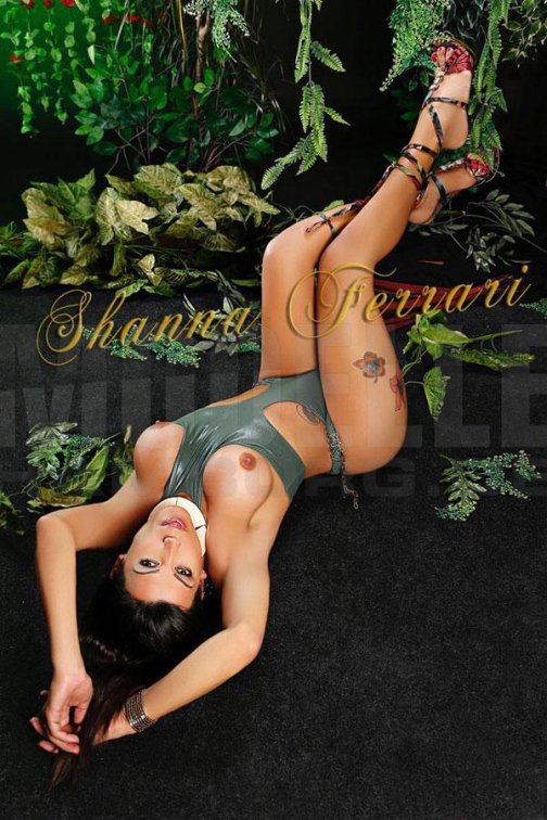 TS Shanna Ferrari, 30, 170cm, 65kg, 95 B