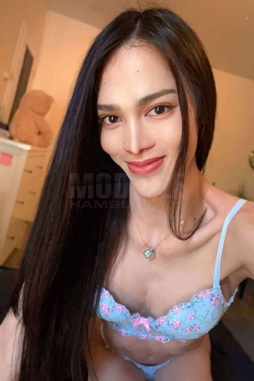 TS Nadia, 26, 169cm, 50kg, 75 B