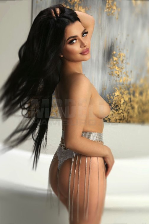 Kamila, 22, 165cm, 45kg, 75 B