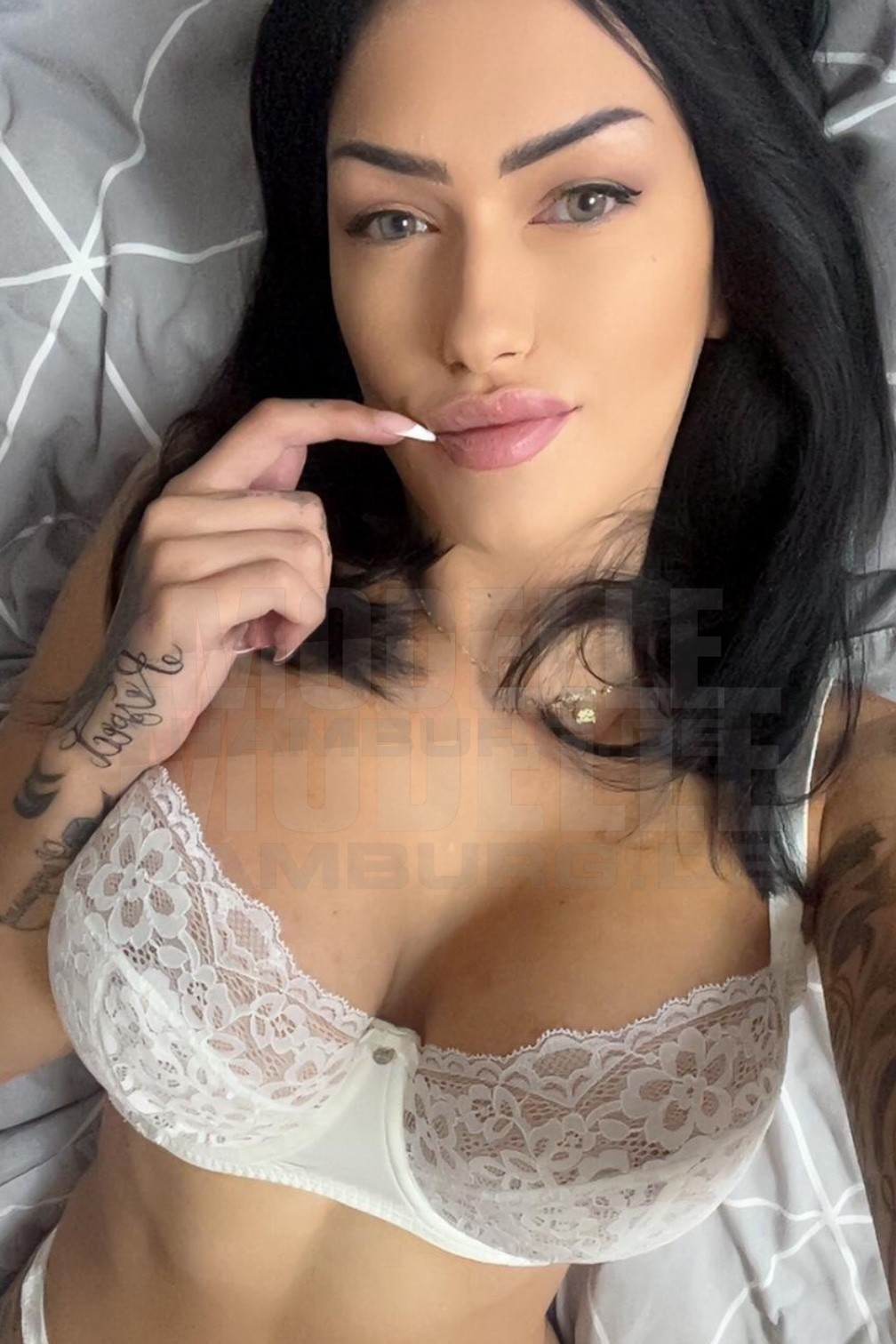 Deutsche Kira, 27, 174cm, 60kg, 75 G