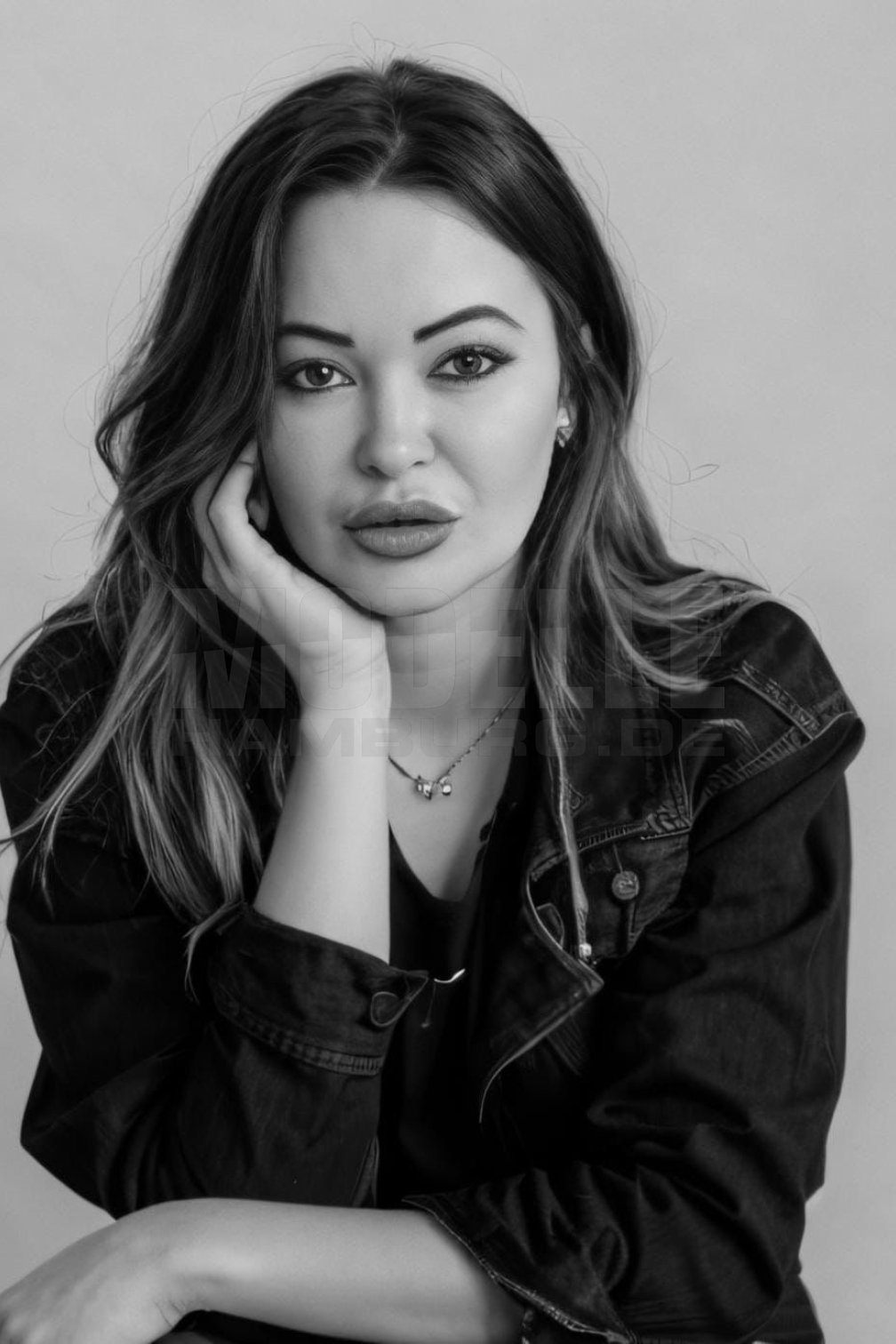 Sina Party, 31, 165cm, 52kg, 75 B