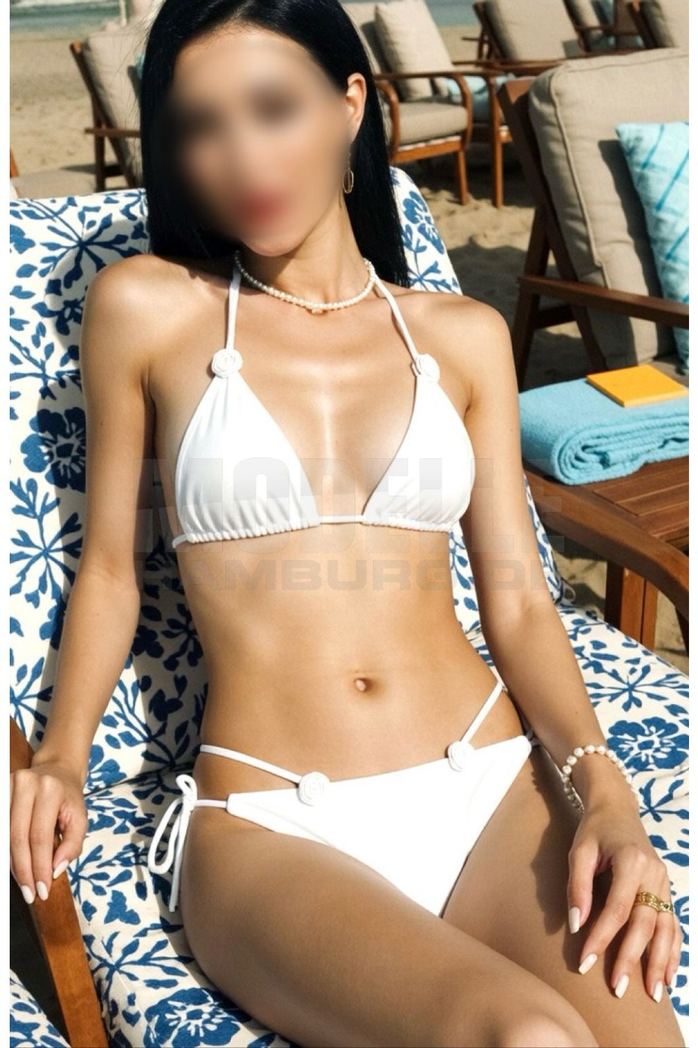 Isabella Neu, 23, 171cm, 50kg, 70 B