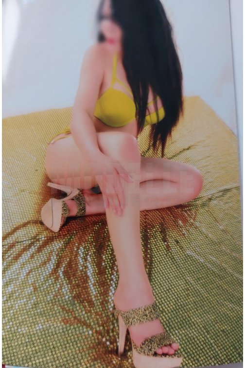 Kanda, 47, 156cm, 48kg, 75 B