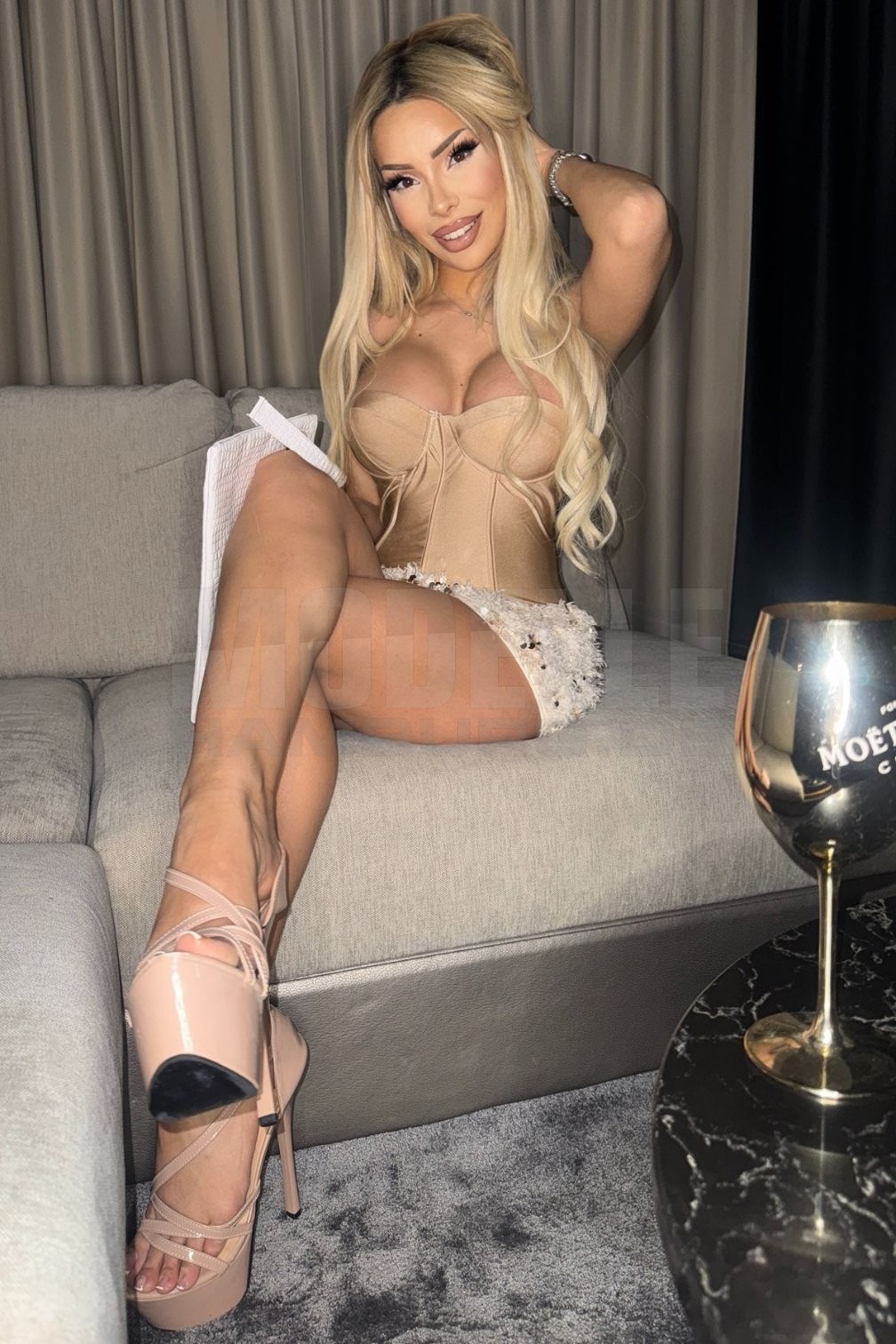 Amalia Porn, 23, 164cm, 58kg, 80 E