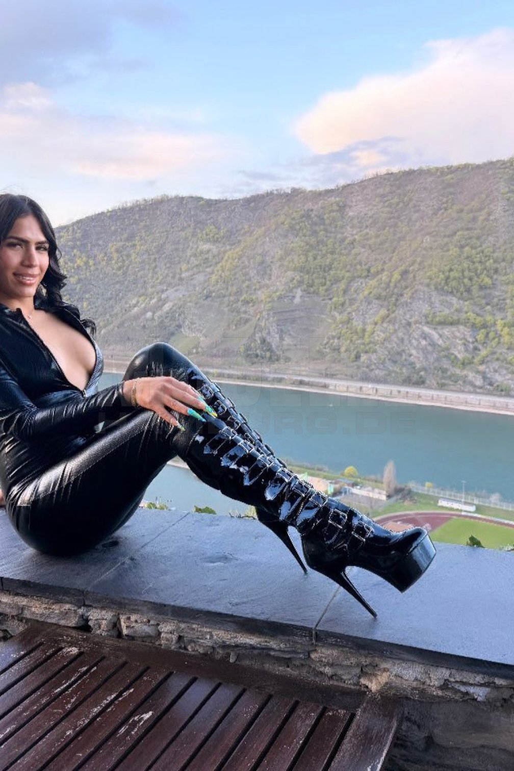 TS Georgina Fox, 24, 172cm, 63kg, 70 C