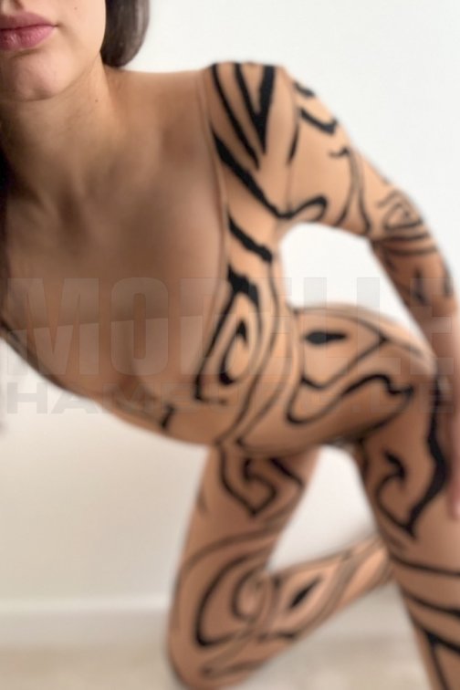 Jennifer, 21, 170cm, 59kg, 75 B