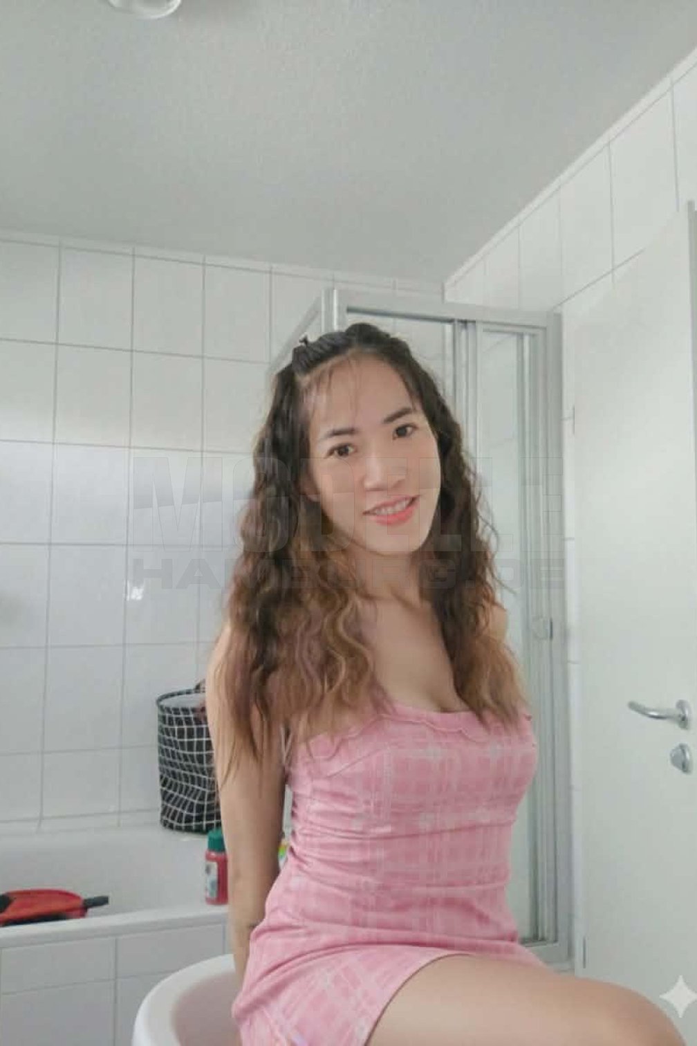 Alice, 27, 160cm, 48kg, 75 B