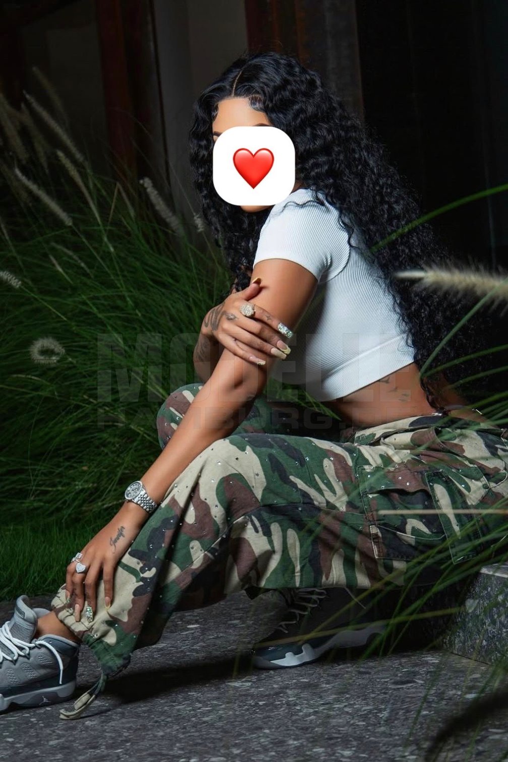 Camilla Party, 29, 164cm, 60kg, 80 C