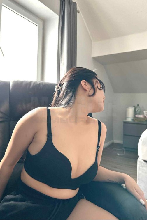 Asia Girl Lena Massage, 28, 160cm, 58kg, 80 C