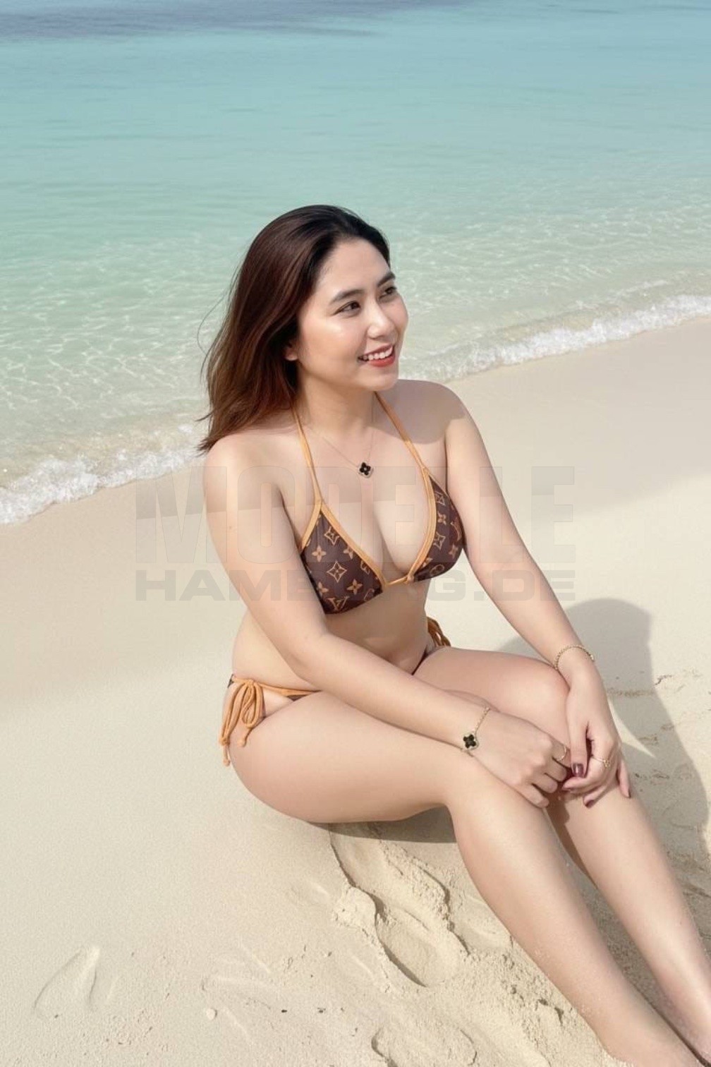 Vivien AV, 35, 164cm, 53kg, 75 B