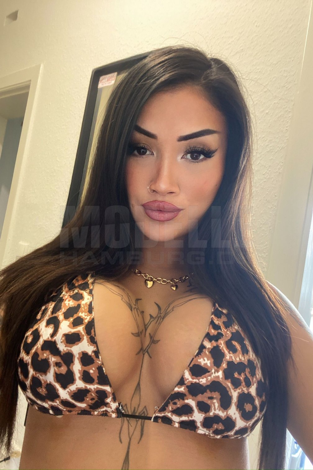 Linh, 25, 155cm, 45kg, 75 DD