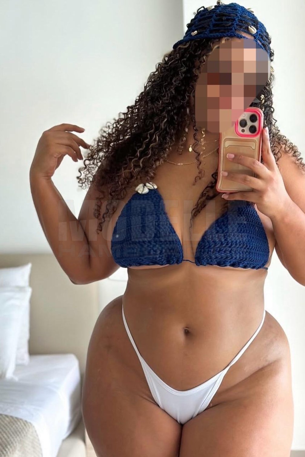 Mahia, 23, 163cm, 66kg, 75 C