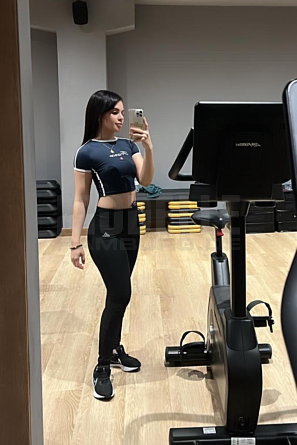 Alejandra, 23, 164cm, 54kg, 70 A