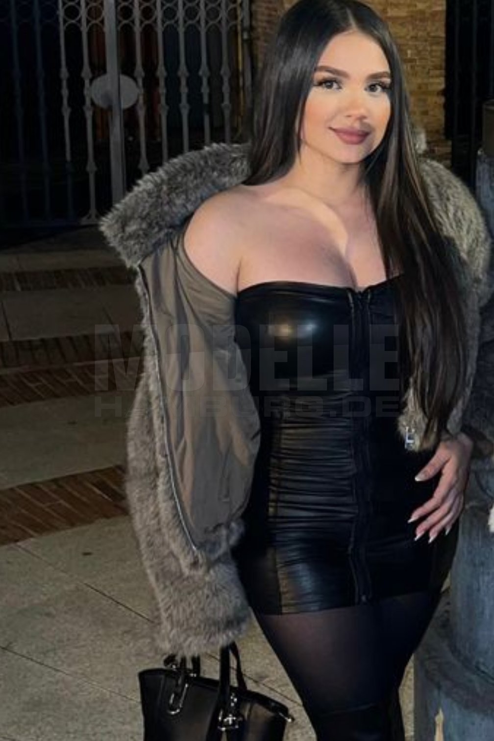 Amanda, 24, 170cm, 56kg, 75 C
