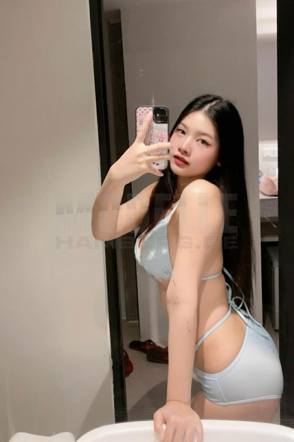Asia girl Hoa, 25, 161cm, 55kg, 70 B