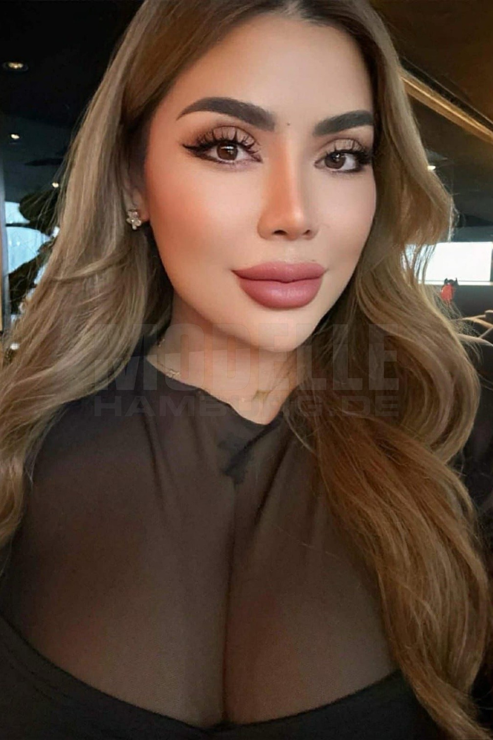 Norah AV, 30, 170cm, 70kg, 85 D