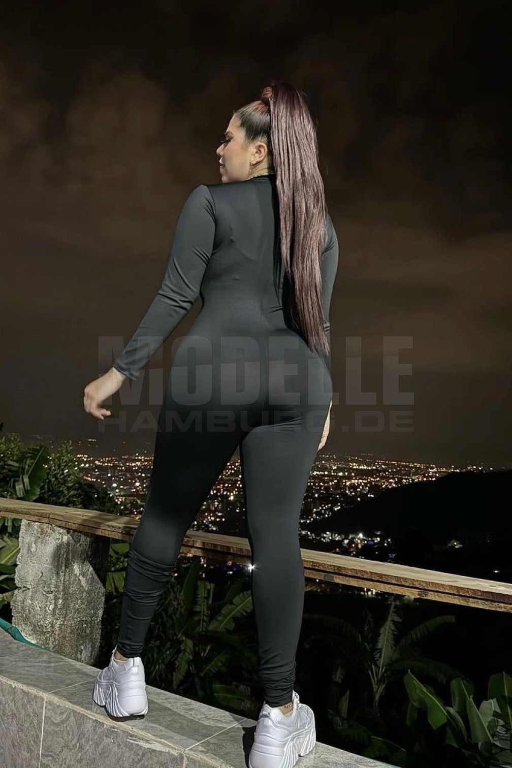 Candy, 29, 169cm, 68kg, 75 C