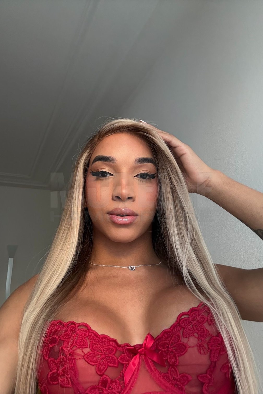 Ts luna, 25, 173cm, 60kg, 70 B