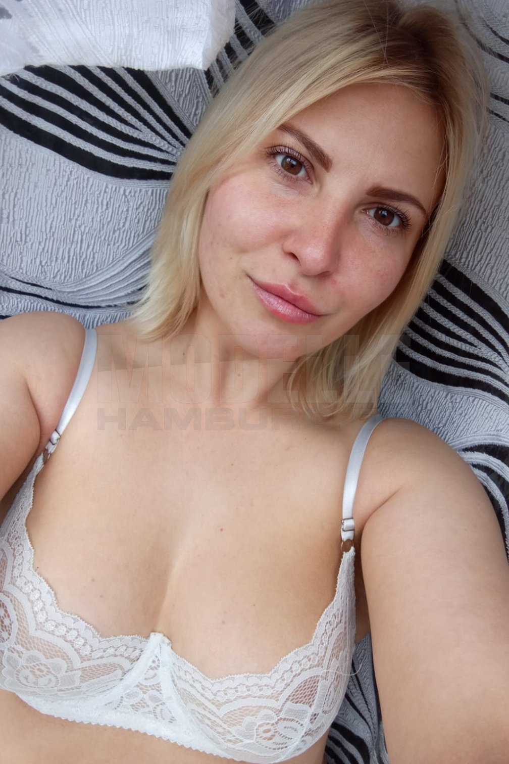 Anni, 26, 164cm, 58kg, 70 C