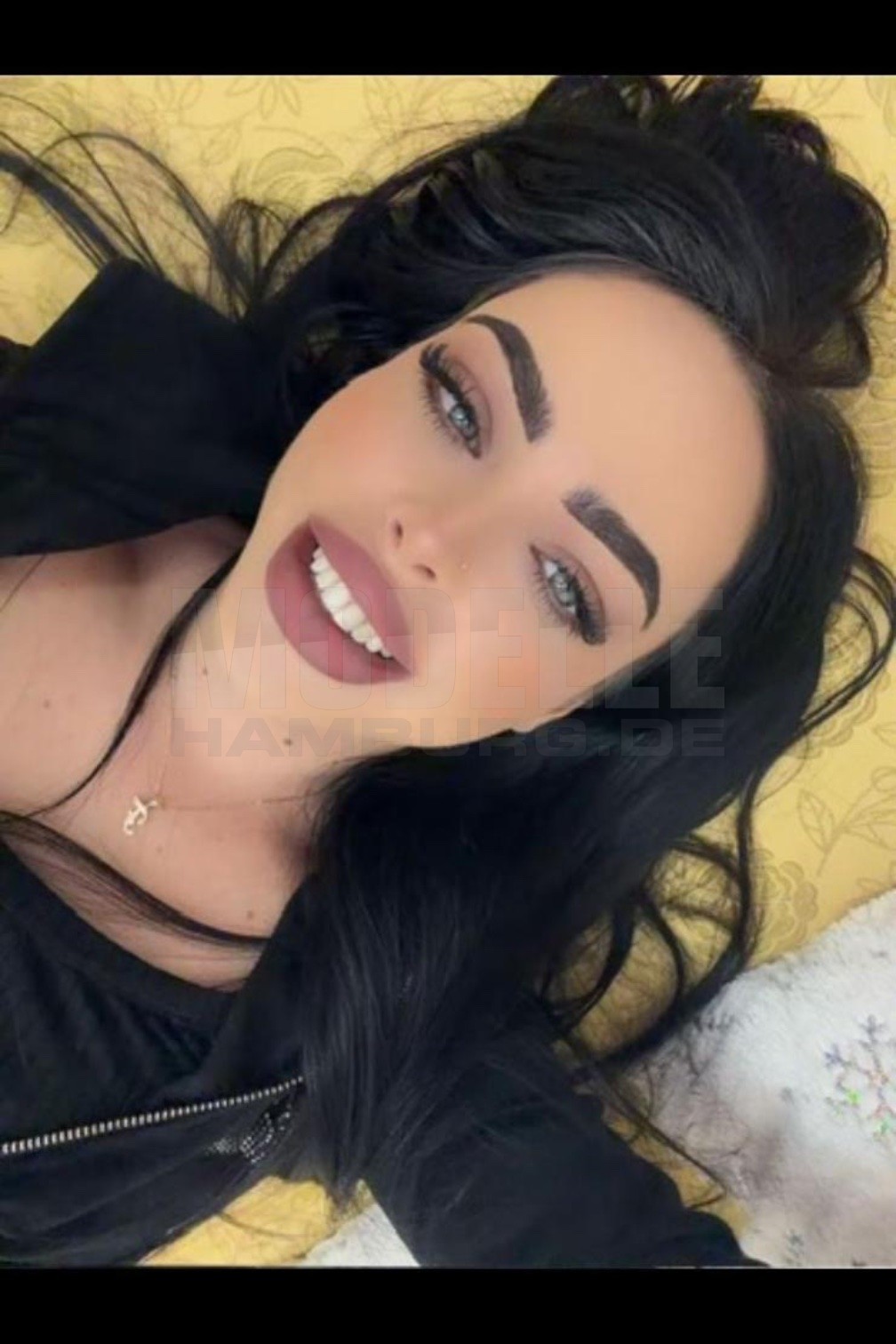 Aimee, 27, 160cm, 58kg, 75 C