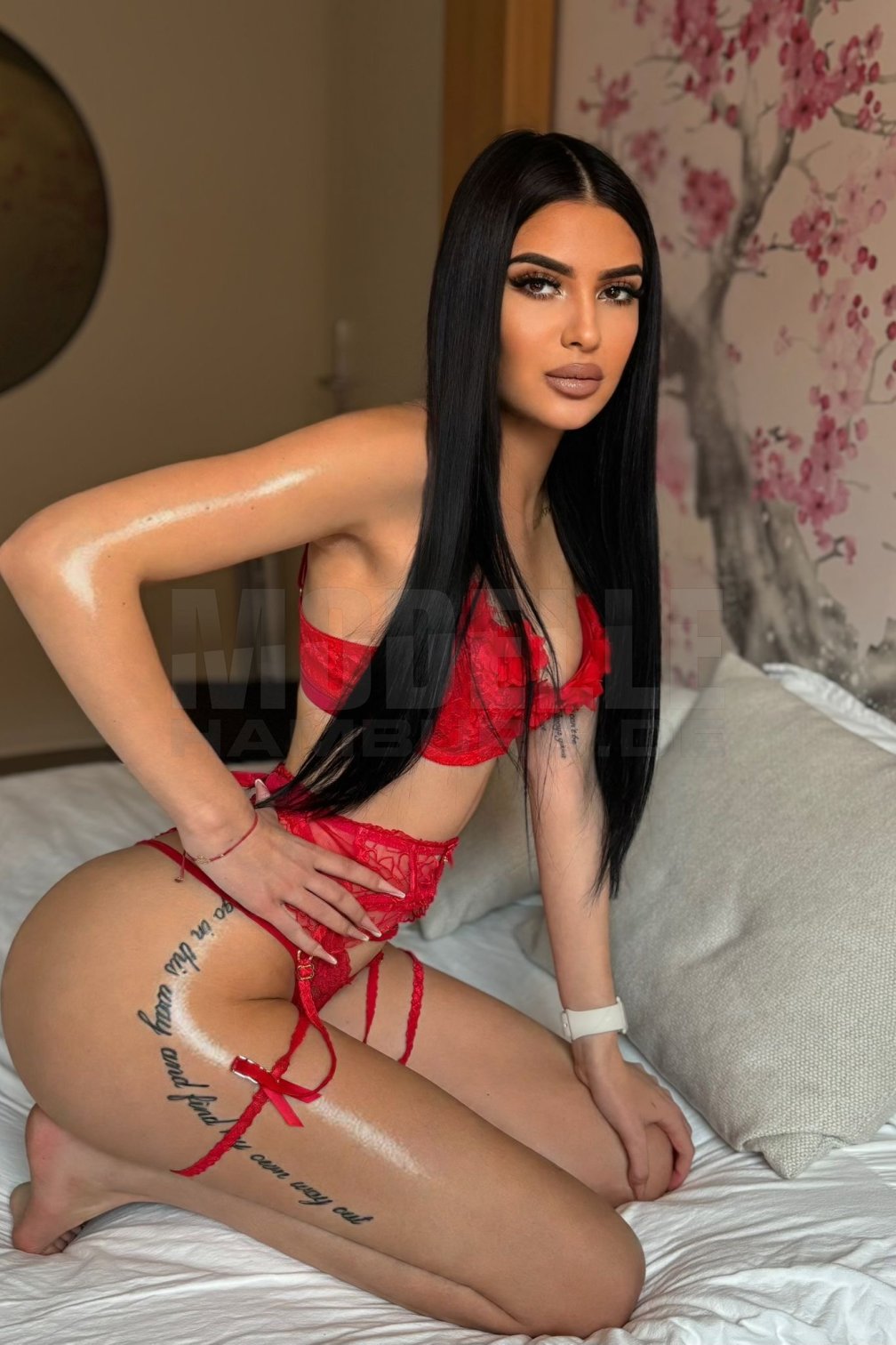 Sara, 21, 170cm, 58kg, 75 B