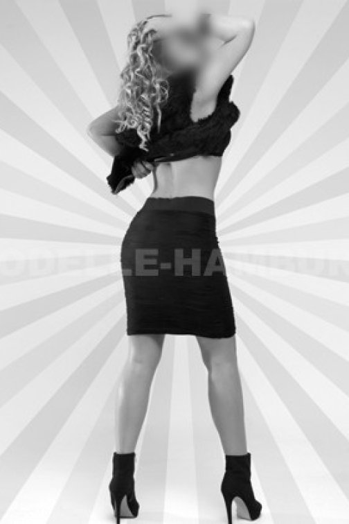 Emilia, 40, 170cm, 60kg, 75 B