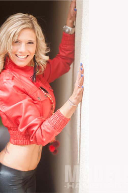 SARAH BIZARRRR, 39, 172cm, 50kg, 70 DD